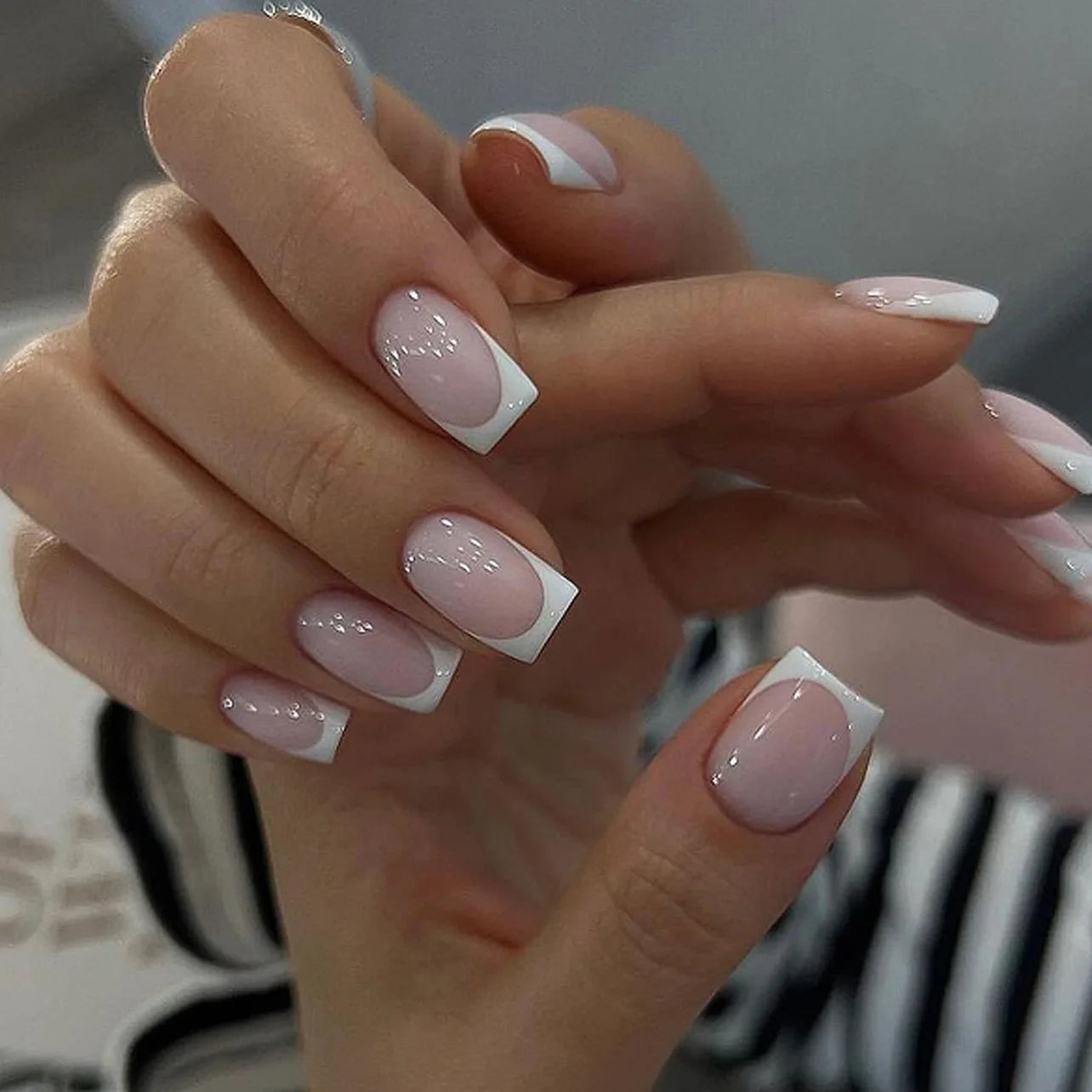 Faux ongles détachable style french carré