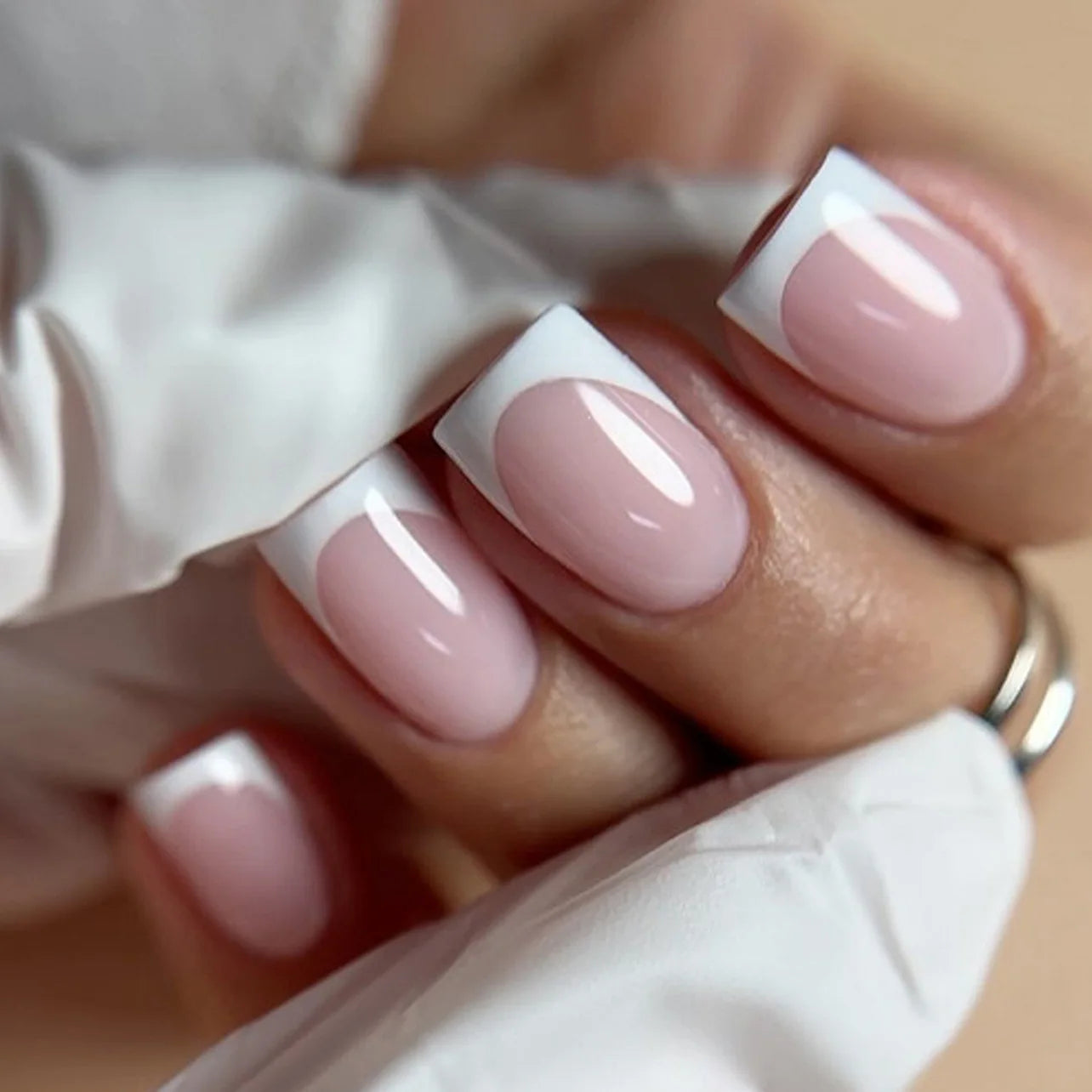 Faux ongles détachable style french carré